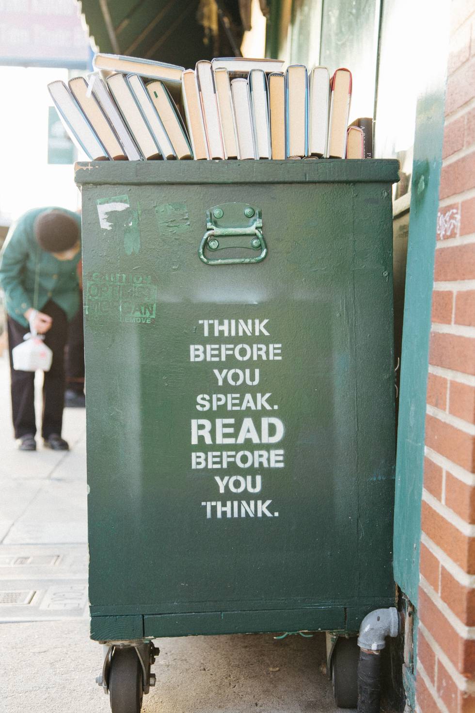 Müll Buch Denken Lesen Idiot Müll Buch Denken Lesen Idiot